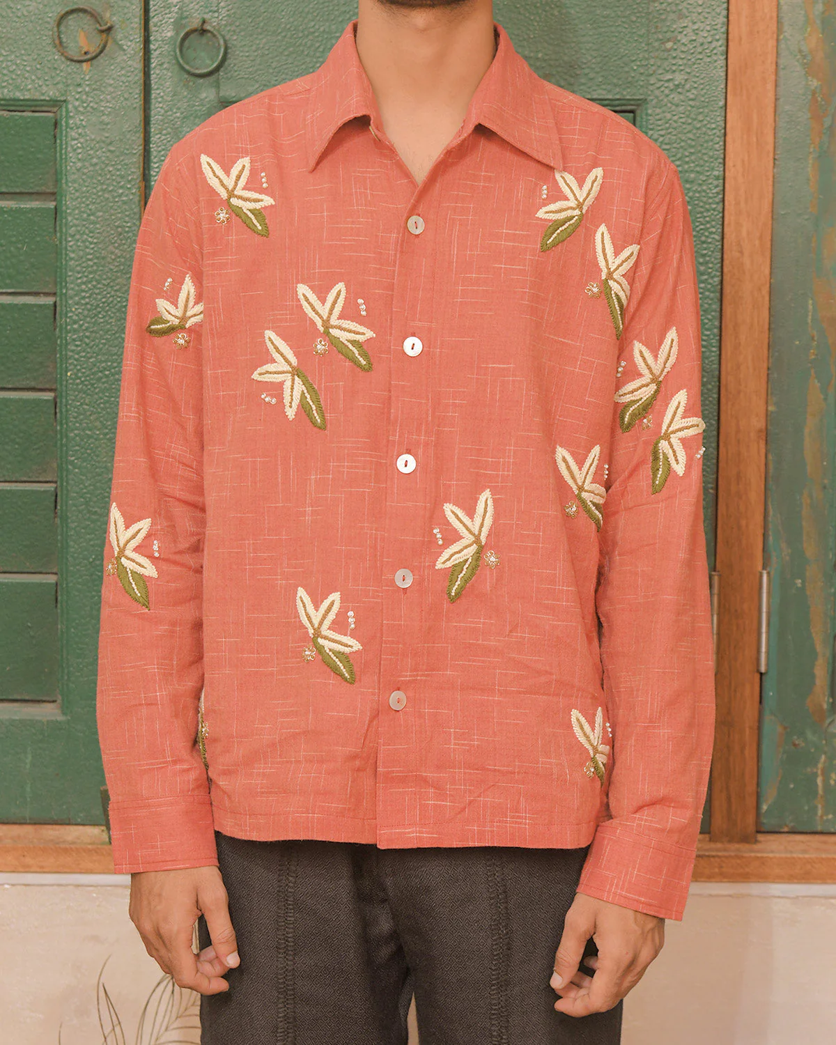 RED FLORAL BOX SHIRT - Image 3